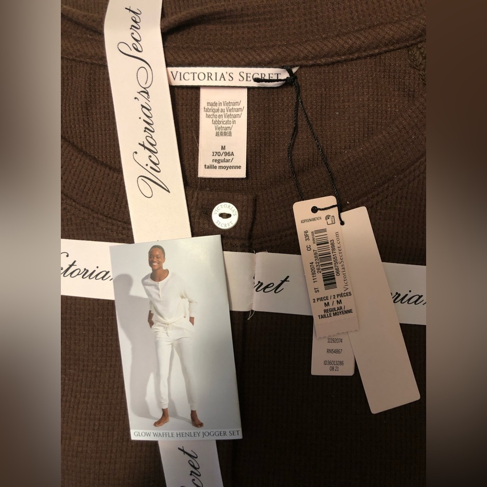 NWT Victoria’s Secret waffle Henley jogger set. Size medium